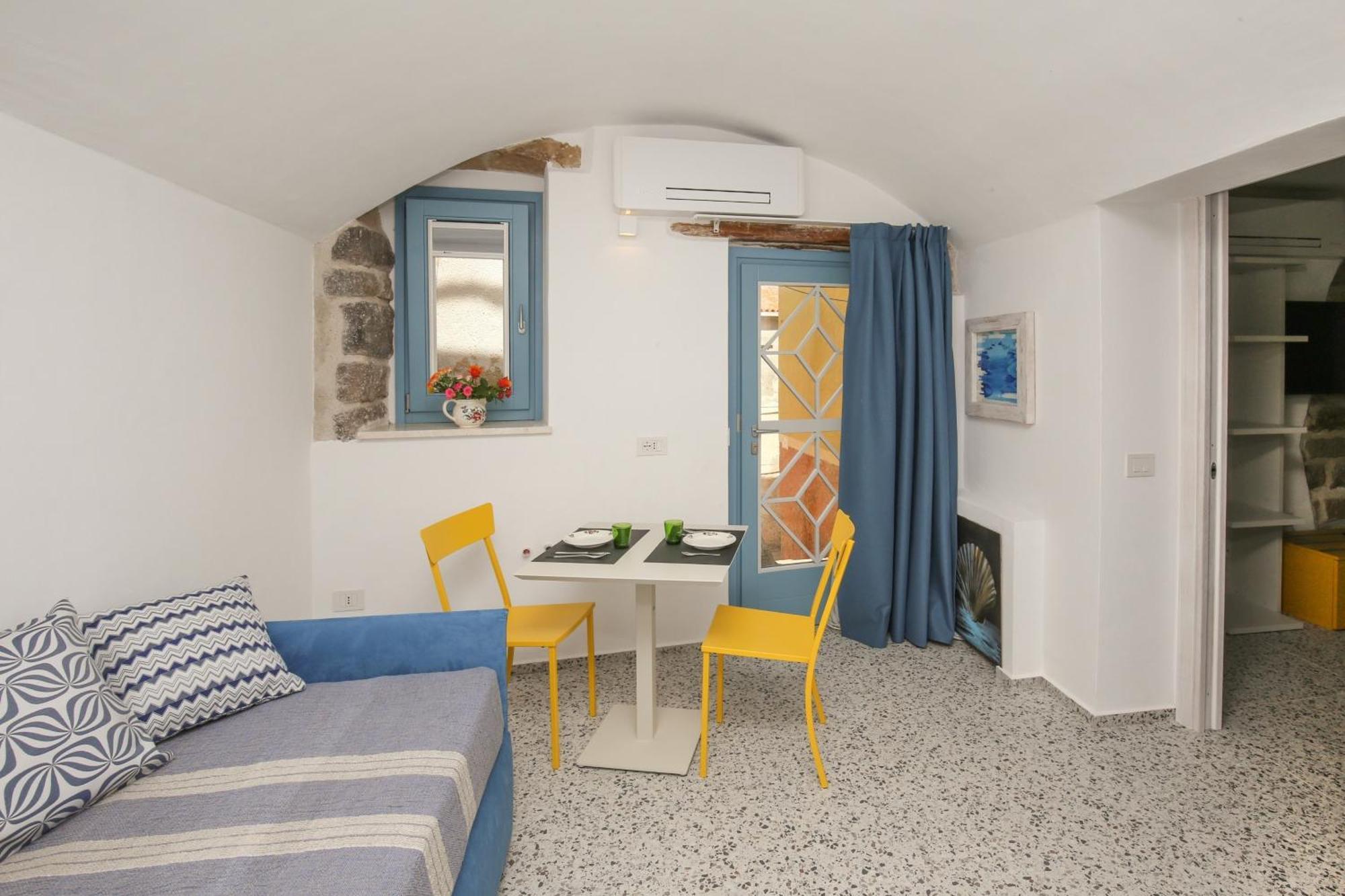 B&B Domos Mi & Ro Castelsardo Extérieur photo