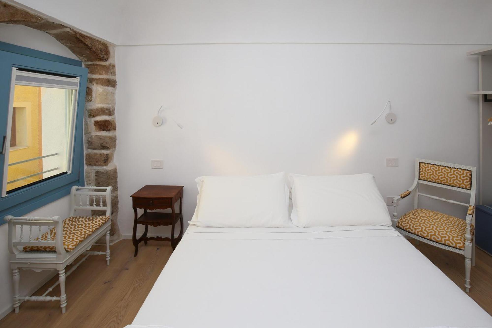 B&B Domos Mi & Ro Castelsardo Extérieur photo